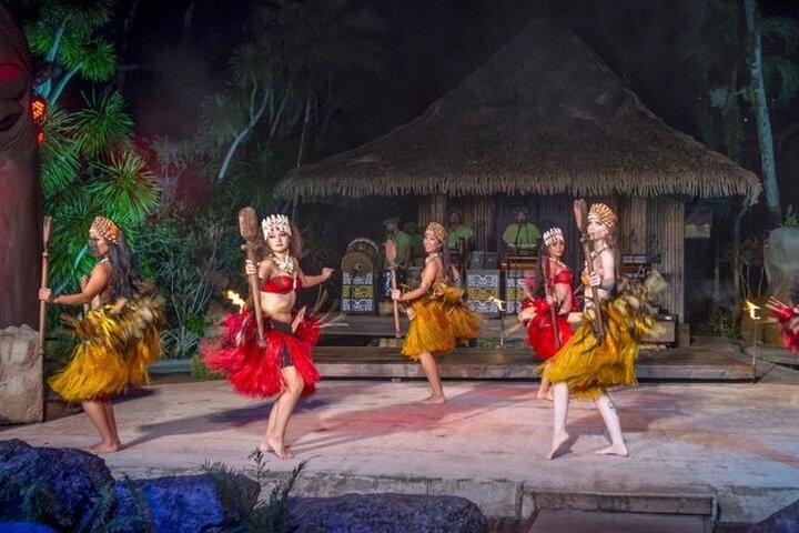 Island Dinner Show Cultural show BBQ Fiesta Plate Course
