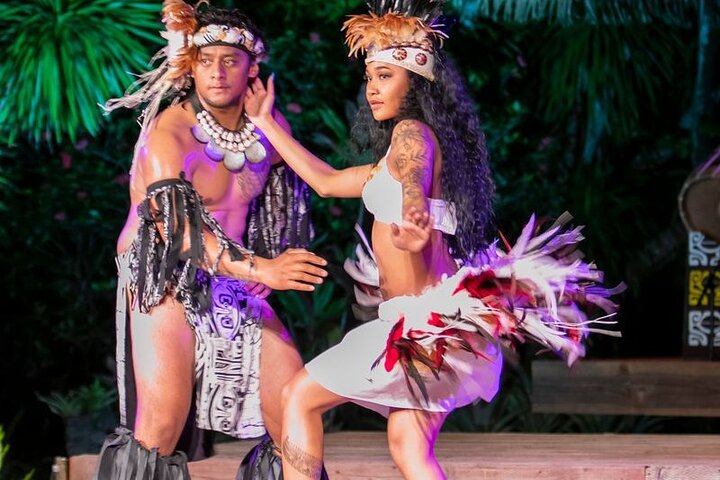 Island Dinner Show Cultural show BBQ Fiesta Plate Course