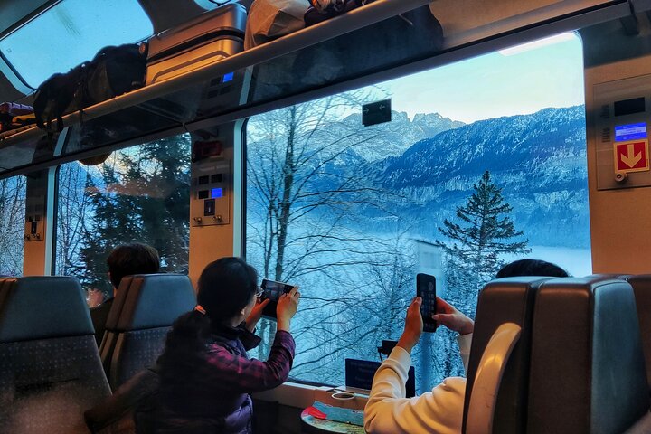 From Basel: Premium Panoramic train, Lucerne & Interlaken Tour