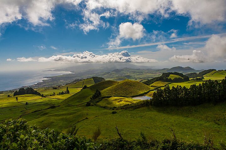 São Miguel West Highlights: Sete Cidades, Lagoa do Fogo & Lunch