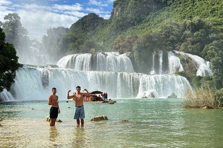 Cao Bang Loop: 2-Day Ban Gioc Waterfall & Local Experiences