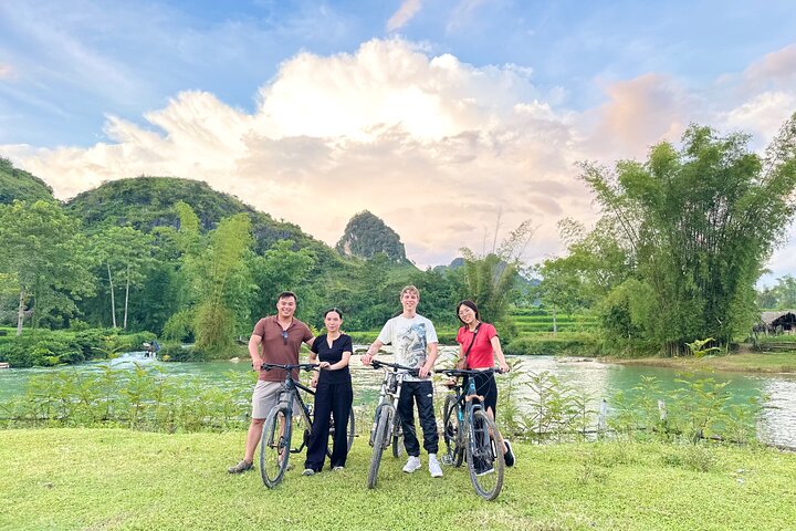 Cao Bang Loop: 2-Day Ban Gioc Waterfall & Local Experiences