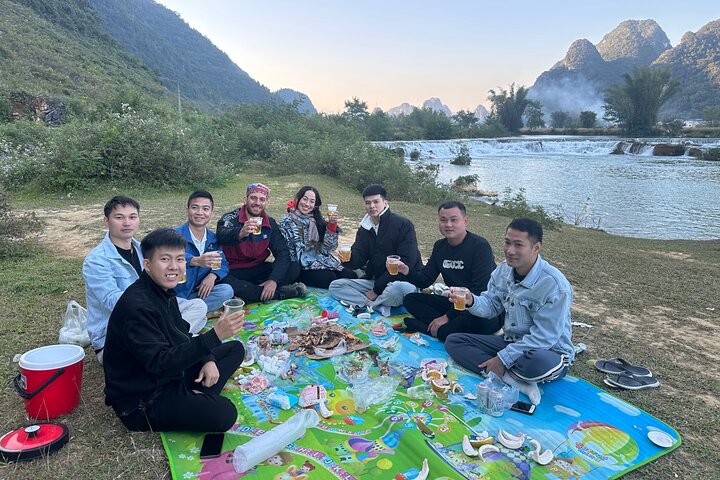Cao Bang Loop: 2-Day Ban Gioc Waterfall & Local Experiences