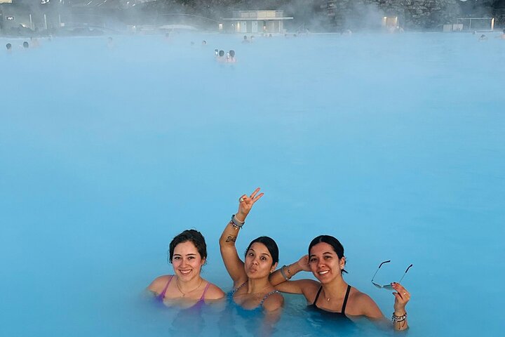 Private Transfer from Keflavík Airport to Blue Lagoon
