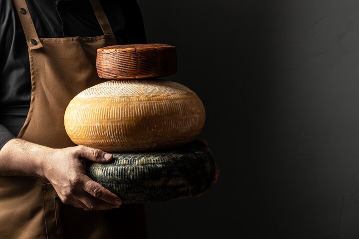 Parmigiano-Reggiano and Parma Ham Small Group Tour