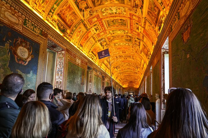 Skip the line Vatican Museums, Sistine Chapel and St Peters Tour