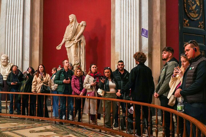 Skip the line Vatican Museums, Sistine Chapel and St Peters Tour