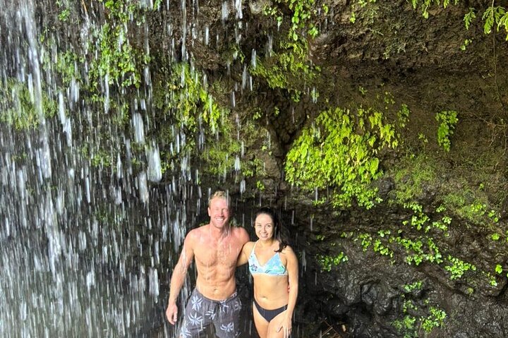 Grenada Highlights Half-Day Rum, Chocolate and Waterfall Tour