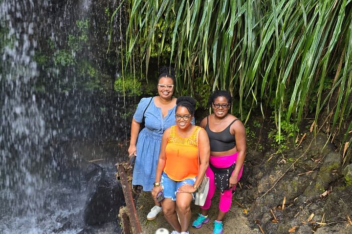 Grenada Highlights Half-Day Rum, Chocolate and Waterfall Tour