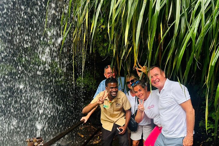 Grenada Highlights Half-Day Rum, Chocolate and Waterfall Tour