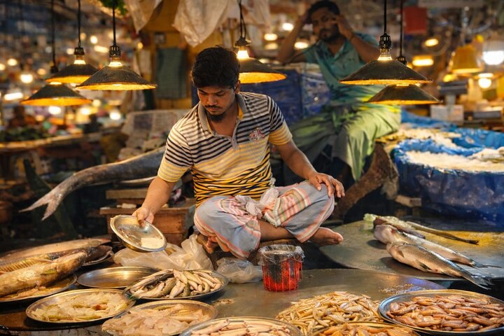 Authentic Old Dhaka Tour: Shipyard Visit & Local Life Experience