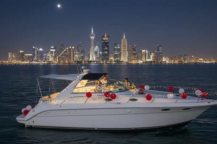 Luxury sunset cruise in Doha
