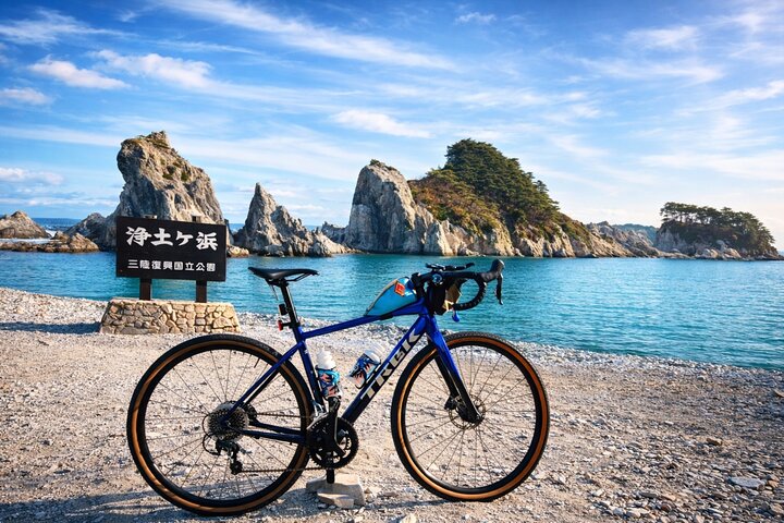 E-Bike Tour to Jodogahama Beach&Jomon Museum–Miyako, Tohoku Japan