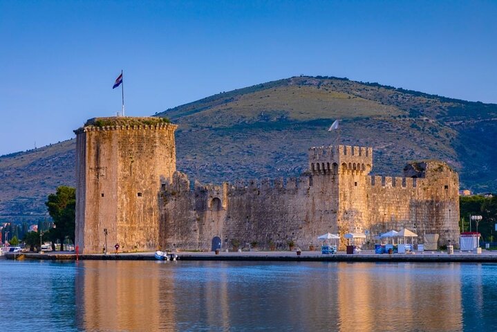 Split Private Tour: Klis, Salona & Trogir - Half a Day