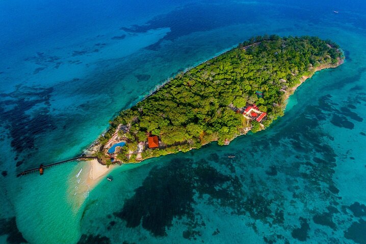 Zanzibar City Tour, Prison Island & Nakupenda Sandbank with BBQ