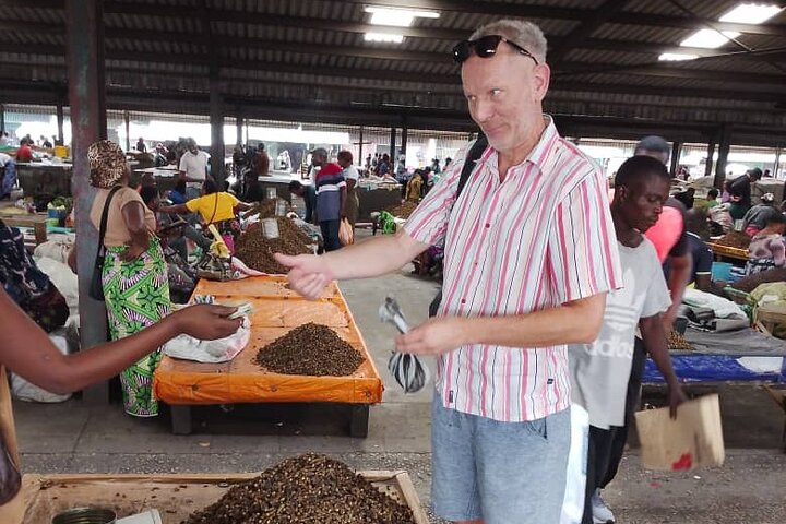 Ultimate Lusaka 8H: Culture, History & Baby Elephant Sanctuary