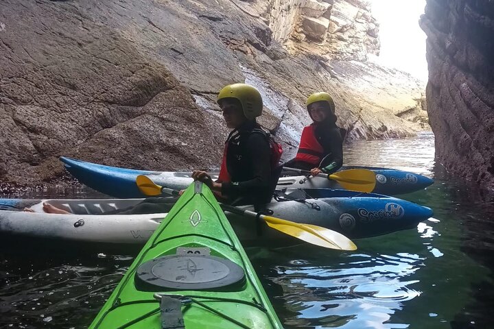 7 Arches Kayak Tour