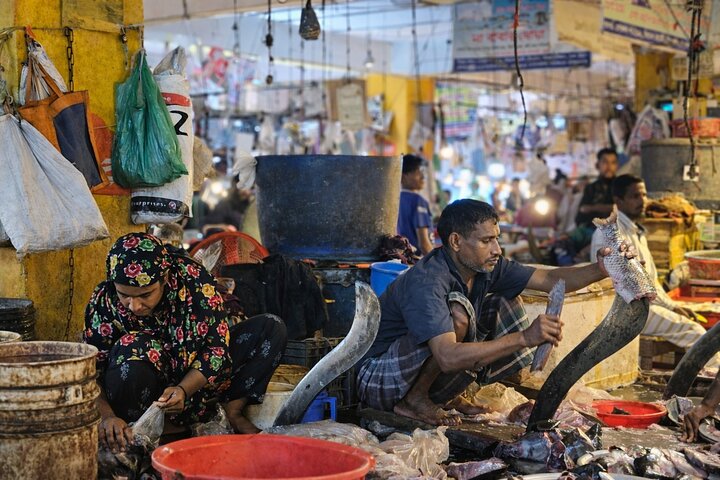 Dhaka Street & Culture Photography – Private Full-Day Tour