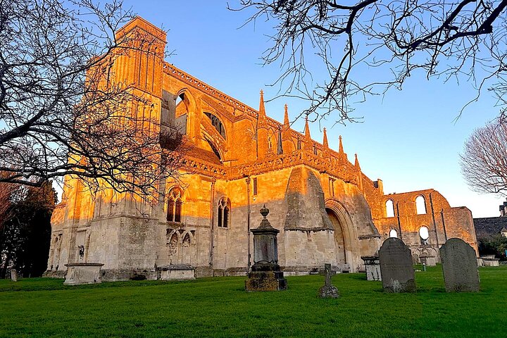 Private Cotswolds Day Tour: Small-Group Luxury in a Mercedes