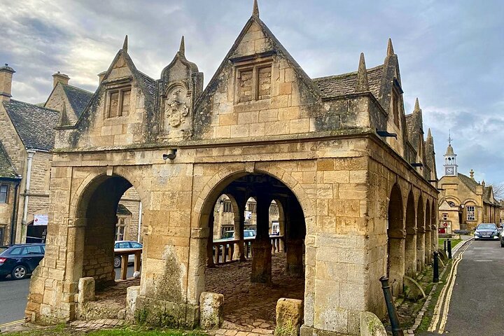 Private Cotswolds Day Tour: Small-Group Luxury in a Mercedes