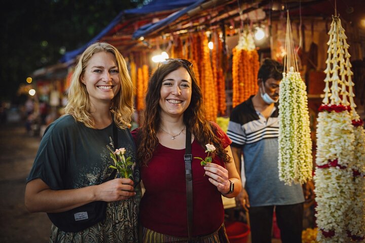Authentic Old Dhaka Tour: Shipyard Visit & Local Life Experience