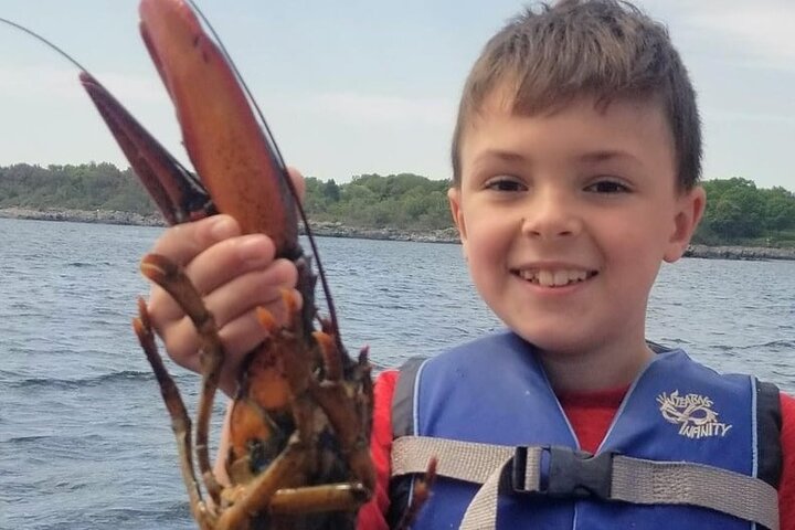 Private Maine Lobstering and Scenic Cruise