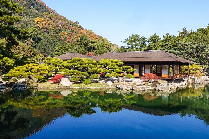 Kagawa: Takamatsu Ritsurin Garden Guided Tour