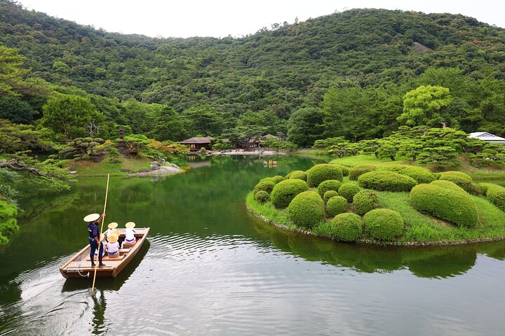 Kagawa: Takamatsu Ritsurin Garden Guided Tour