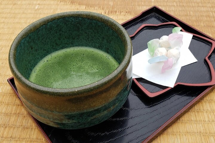 Kagawa: Takamatsu Ritsurin Garden Guided Tour