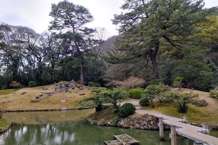Kagawa: Takamatsu Ritsurin Garden Guided Tour
