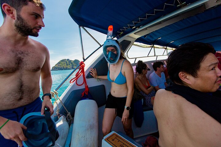 Snorkel and Kayak at Angthong National Marine Park By Speedboat From Koh Phangan