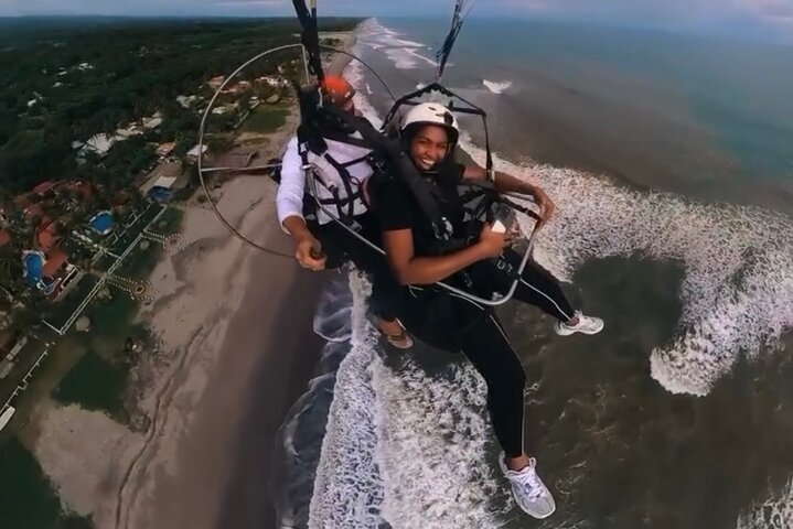 Adventure in the Skies Tandem Paramotor Flight
