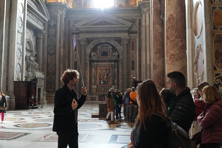 Skip the line Vatican Museums, Sistine Chapel and St Peters Tour