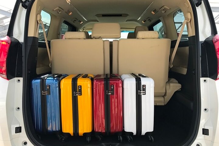 New Chitose Airport ↔ Niseko · Private Car Transport