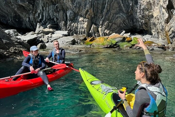 Kayak experience with Carnassa Tour in Cinque Terre + Snorkeling