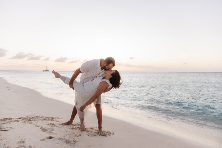 Private Vacation Photoshoot with Photographer in Biloxi