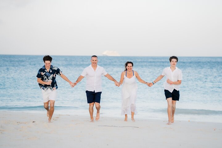 Private Vacation Photoshoot with Photographer in Vero Beach