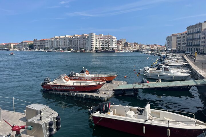 Sète Day Tour Sète Oysters and Wine Tour