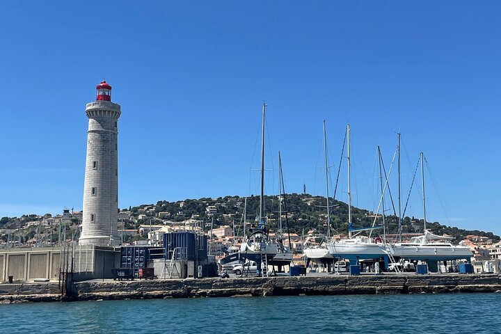 Sète Day Tour Sète Oysters and Wine Tour