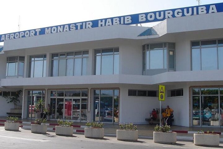 Tunisia Private Transfers: Airport, Hotels & Intercity (24/7)