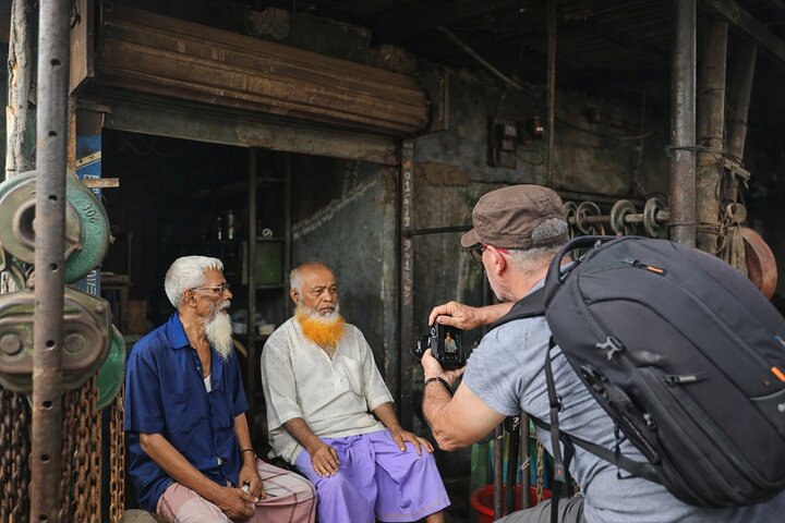Dhaka Street & Culture Photography – Private Full-Day Tour