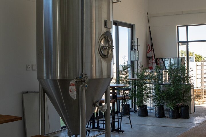 Unguided Hemel-en-Aarde Wine Tour