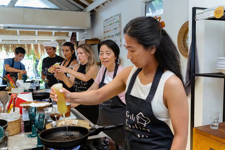 Learn to cook Indonesian food at Gili Cooking Classes Trawangan