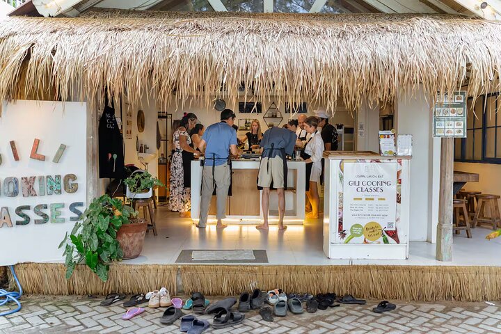 Learn to cook Indonesian food at Gili Cooking Classes Trawangan