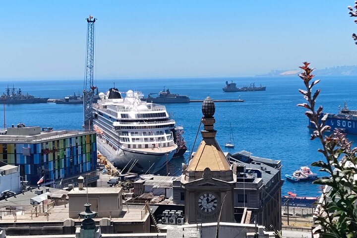 wetravelneruda’s route - Pablo Neruda’s route - Private tour