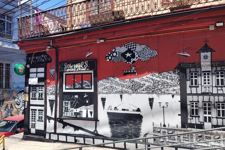 wetravelneruda’s route - Pablo Neruda’s route - Private tour