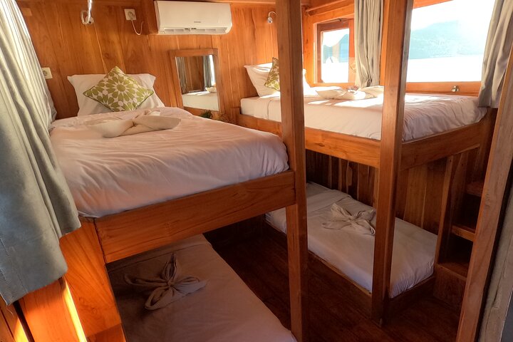 Labuan Bajo Komodo Sailboat Multi Day Tour Package
