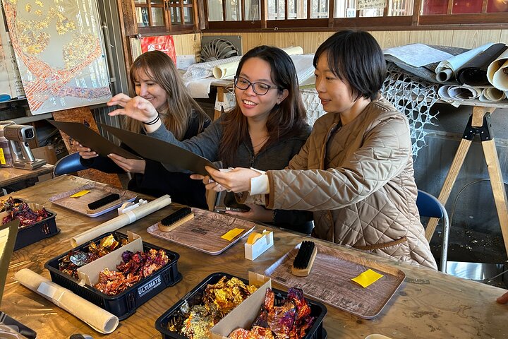 Private Taxi: Washi-Making & Gold Leaf, Acclaimed Sake in Ehime