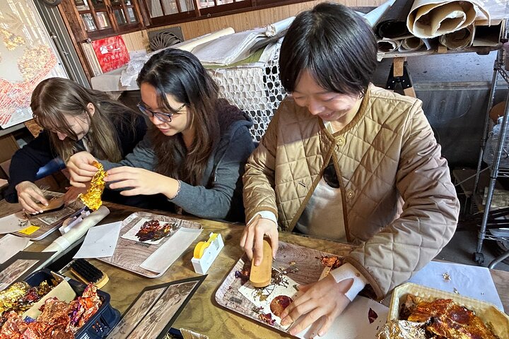 Private Taxi: Washi-Making & Gold Leaf, Acclaimed Sake in Ehime