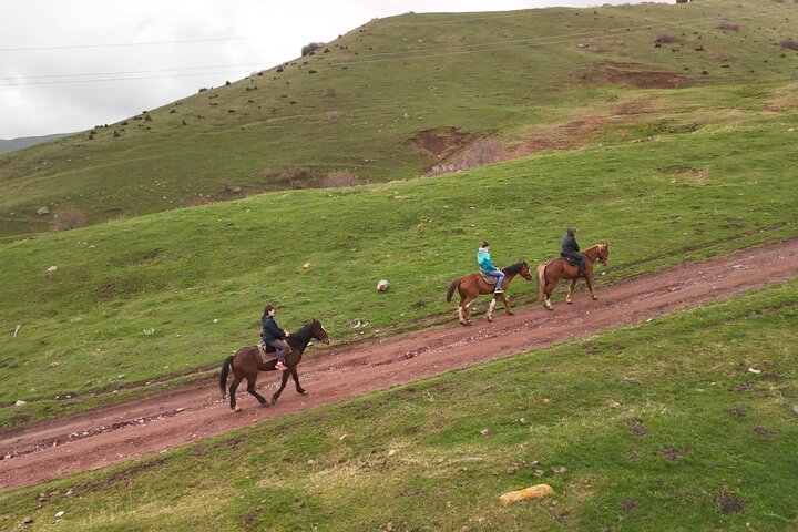 Full Day Chunkurchak Gorge and Supara Tour